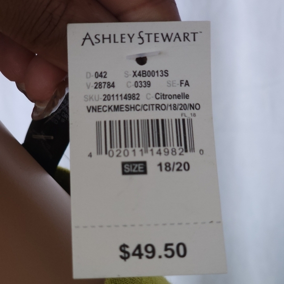 Embellished Mesh Paneled Knit Top - Picture 8 of 9